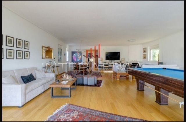 (Продажа) Жилая Апартаменты || Афины Север/Кифисья - 230 кв.м, 3 Спальня/и, 785.000€ 