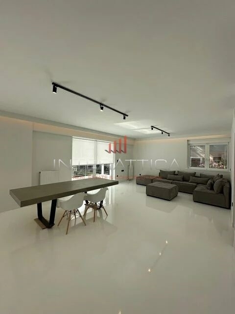(For Rent) Residential Floor Apartment || East Attica/Vouliagmeni - 160 Sq.m, 4 Bedrooms, 3.900€ 
