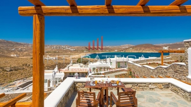 (For Sale) Residential Residence complex || Cyclades/Mykonos - 600 Sq.m, 2 Bedrooms, 3.000.000€ 