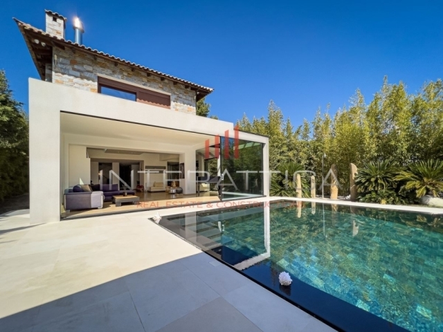 (For Sale) Residential Villa || East Attica/Thrakomakedones - 600 Sq.m, 3 Bedrooms 
