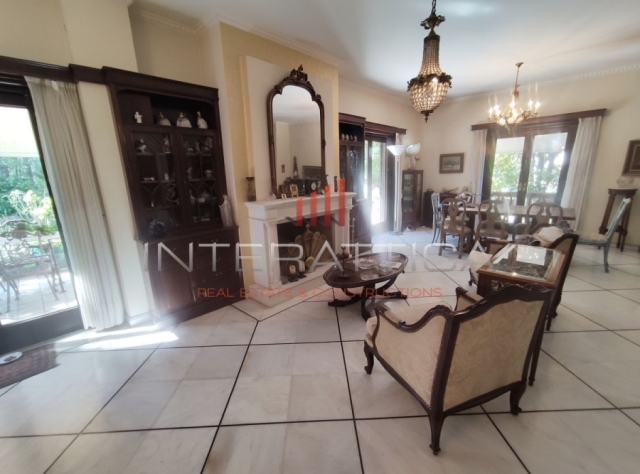 (For Rent) Residential Maisonette || Athens North/Kifissia - 270 Sq.m, 3 Bedrooms, 2.500€ 